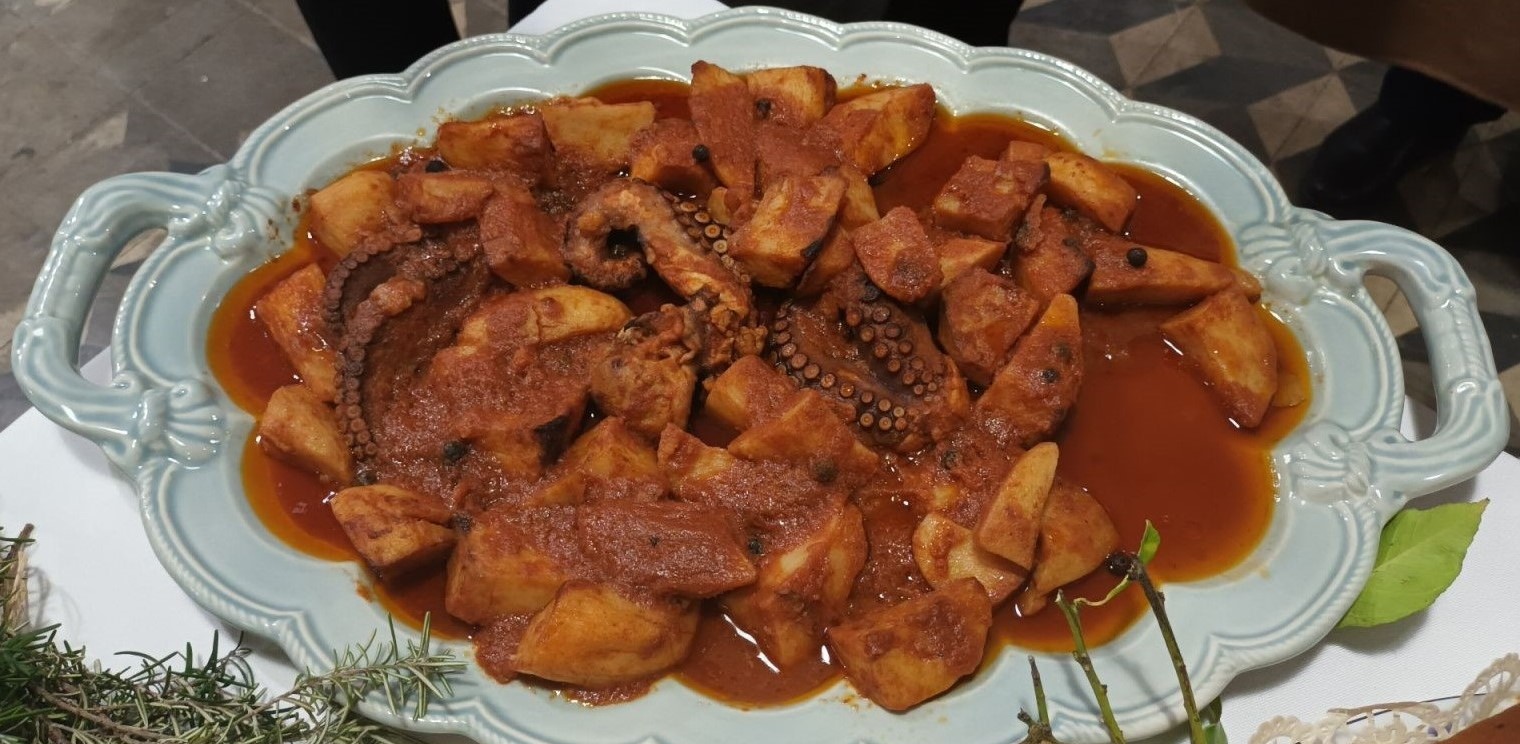 Χταπόδι με πατάτες