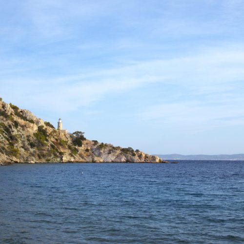 Παραλία Φάρος